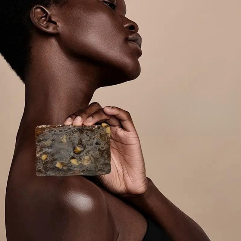 African Black Soap Bar - Suitable for all skin types, suitable for both men and women. It cleanses and moisturizes the skin with pure natural ingredients handmade，triple in one series, shower, wash hair, wash face