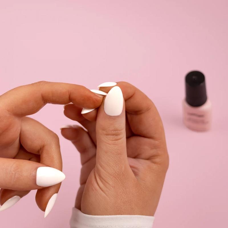 Brush On Nail Dash Glue - Nail Glue - A powerful, fast-drying formula that creates a bond that helps your press on nails last for up to two weeks. Nail Art Nail Care Manicure