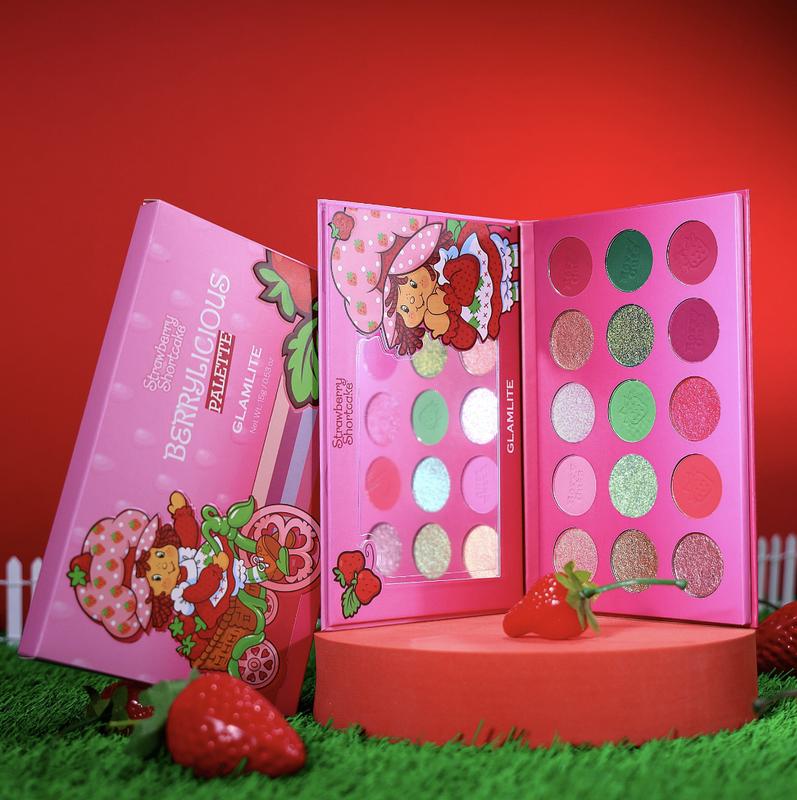 Strawberry Shortcake x Glamlite Palette eye makeup