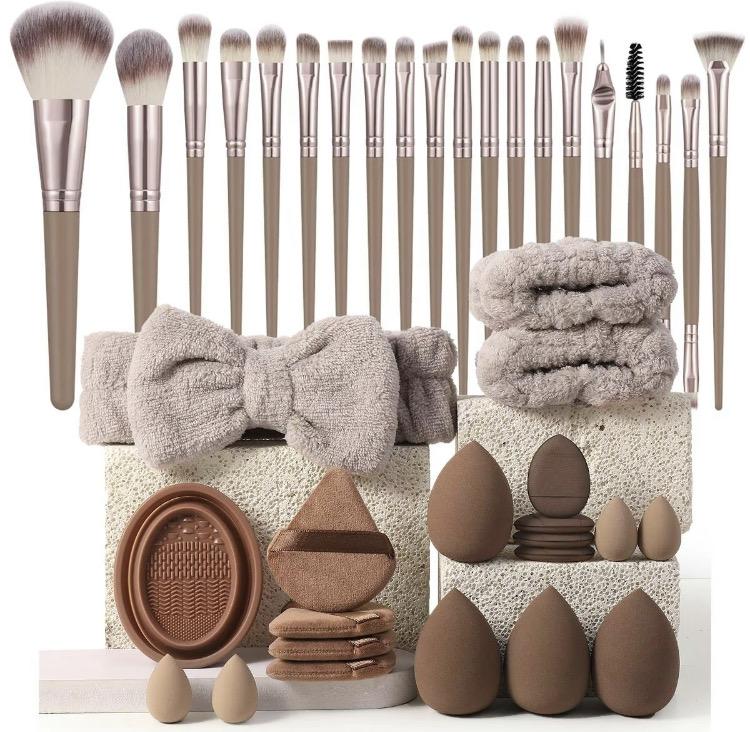 Summer Makeup Tool Set,Including 20pcs Brush & 4 Make UpSponge & 4 Mini Sponge & 4 TrianglePuff & 4 Mini Puff & 1 Brush CleaningTool&1 Hairband &2 WristbandBirthday Makeup, Fall, Men Gifts